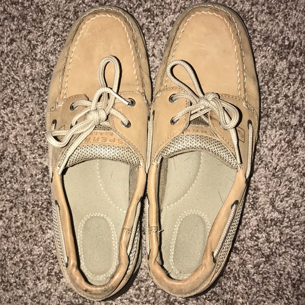 tan sperry’s